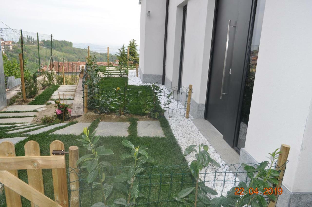 Casa Tina Holiday Home Diano d'Alba Exterior photo